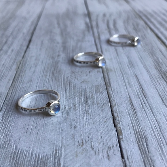 LAST ONE Moonstone & Sterling Silver Ring NEW - Picture 2 of 8